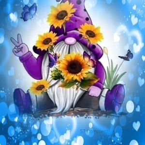 Meet your Posher, Dee